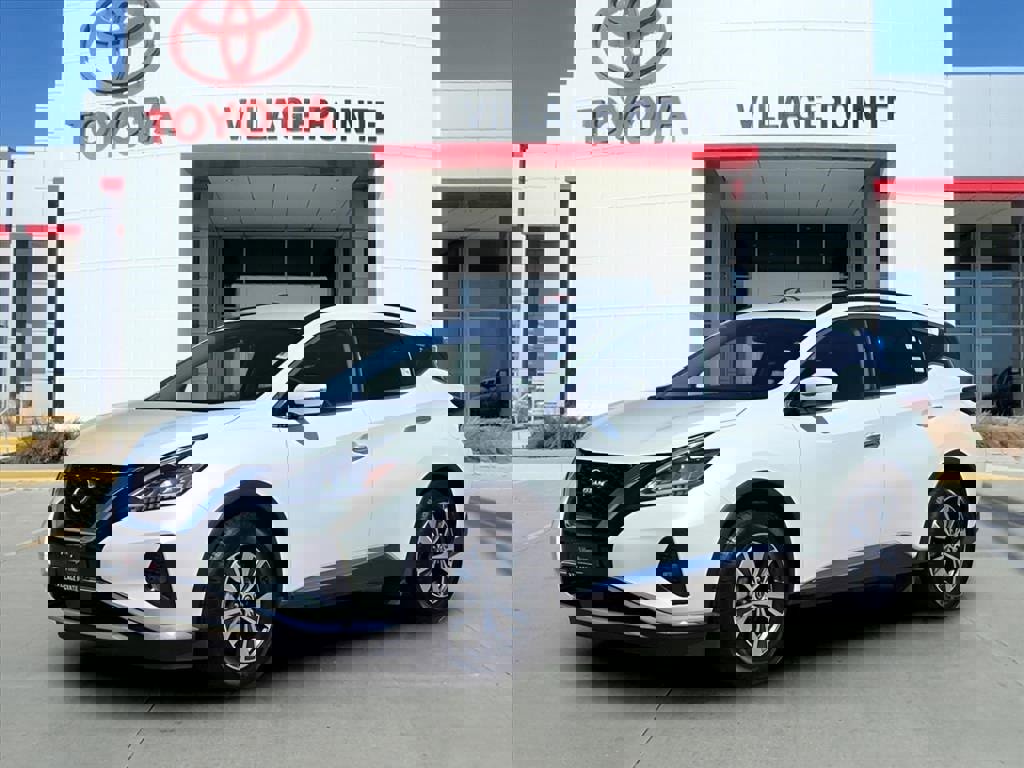 Used 2023 Nissan Murano SV
