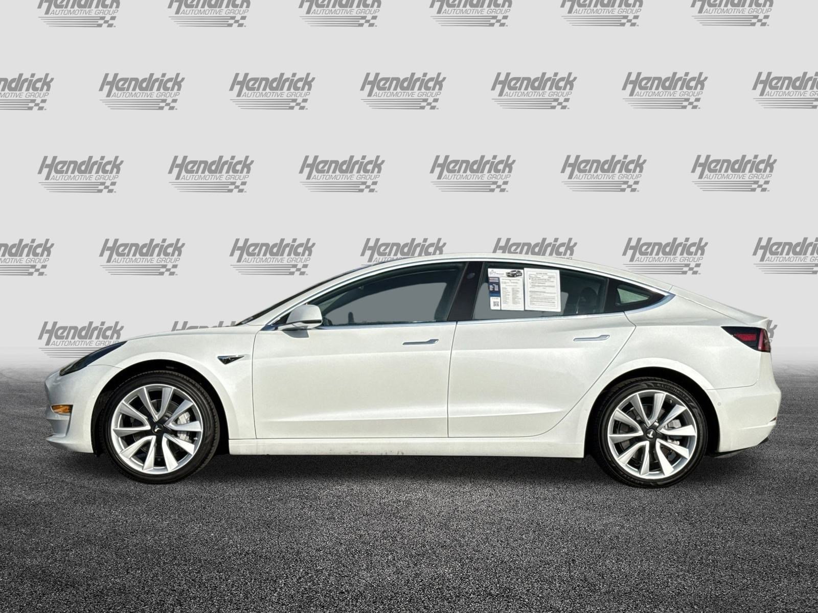 Used 2019 Tesla Model 3 Standard Range image 8