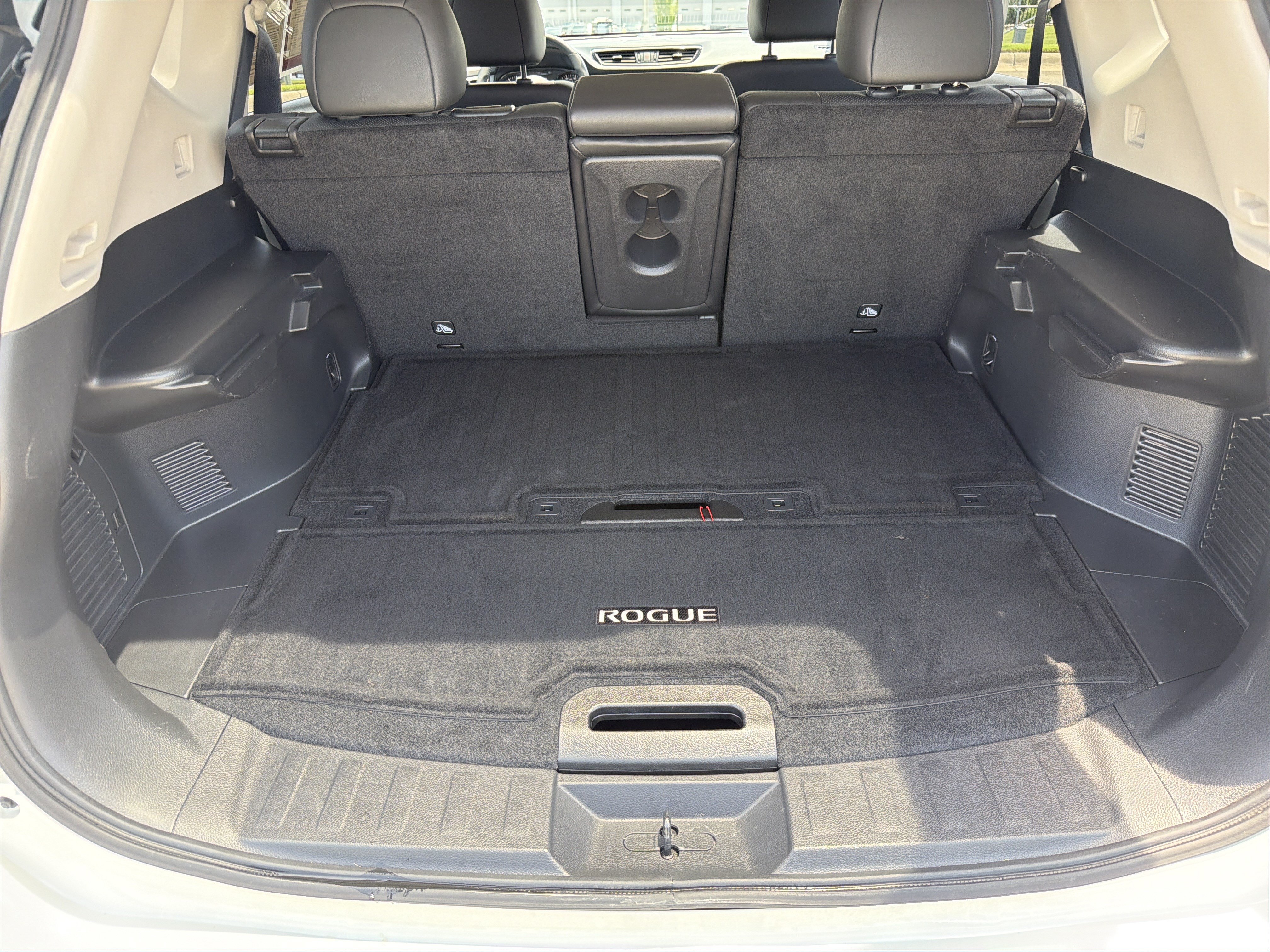 Used 2017 Nissan Rogue SL AWD/4WD image 31