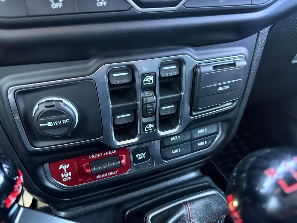 Used 2020 Jeep Wrangler Unlimited Rubicon w/ Steel Bumper Group AWD/4WD image 51