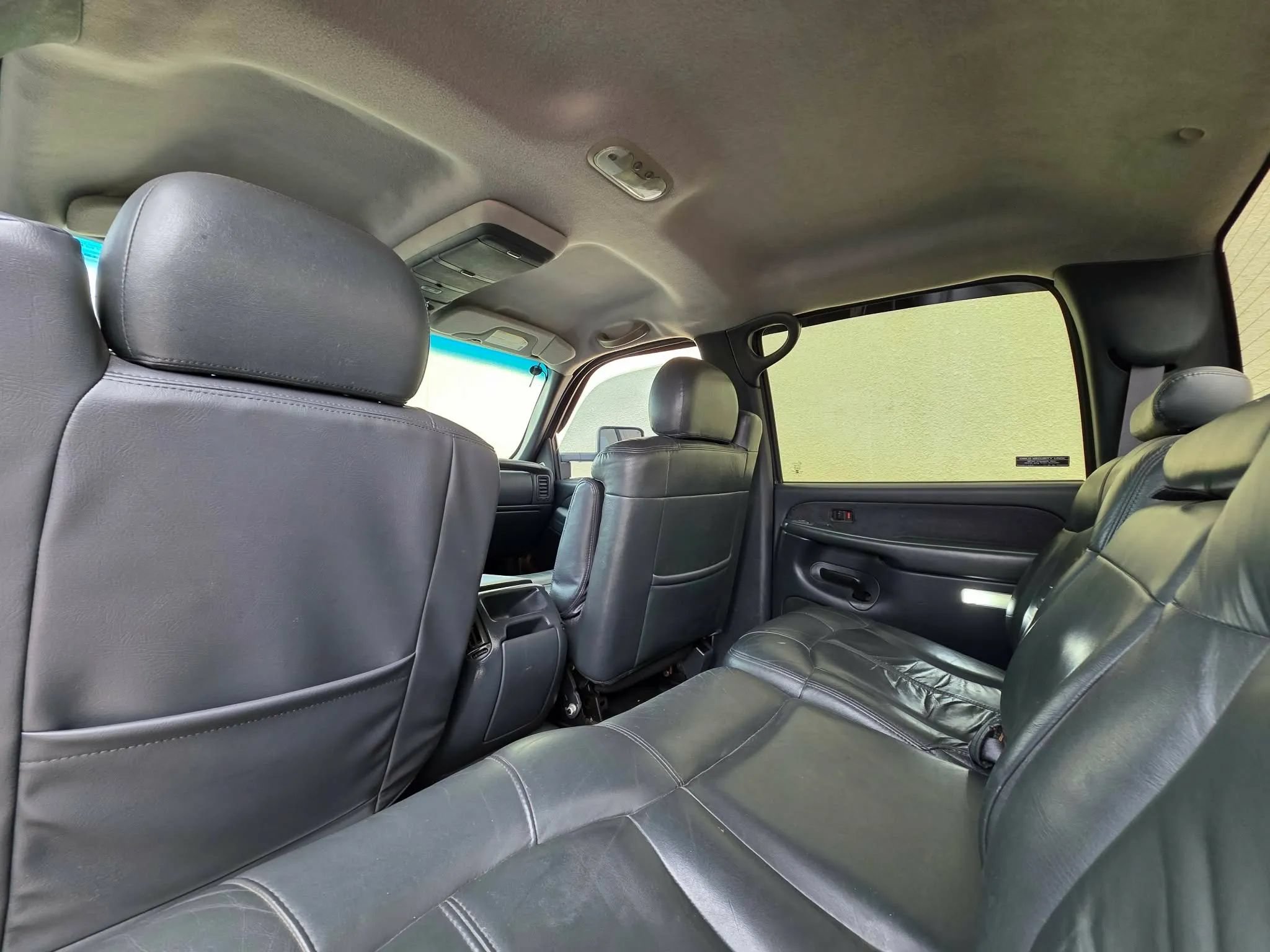 Used 2001 Chevrolet Silverado 2500 LS RWD image 12