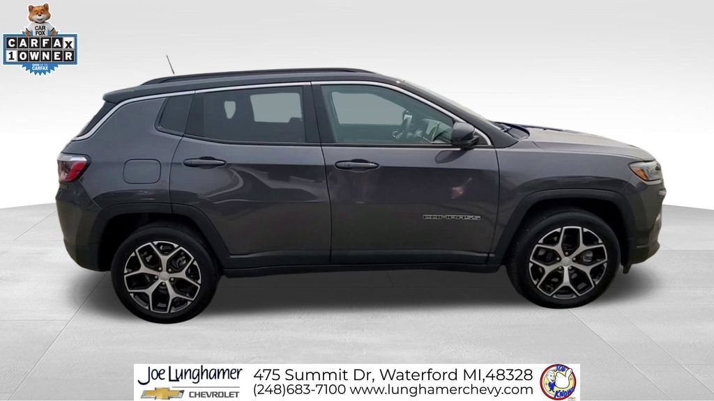 Used 2024 Jeep Compass Limited AWD/4WD image 9