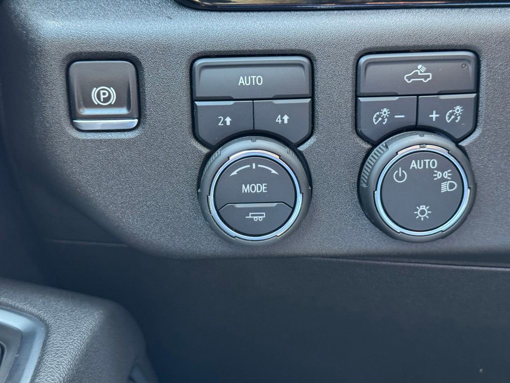 New 2025 Chevrolet Silverado 1500 LT w/ All Star Edition Plus AWD/4WD image 23