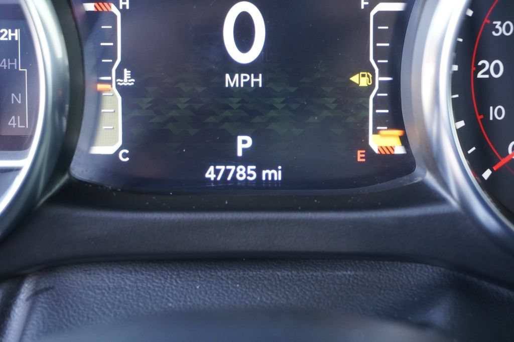 Used 2022 Jeep Gladiator Mojave w/ Cold Weather Group AWD/4WD image 20
