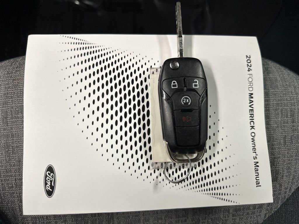 Used 2024 Ford Maverick XLT w/ XLT Luxury Package image 38