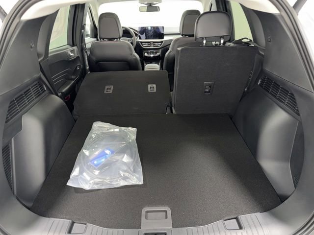 New 2026 Ford Escape SE w/ PHEV Premium Package image 38
