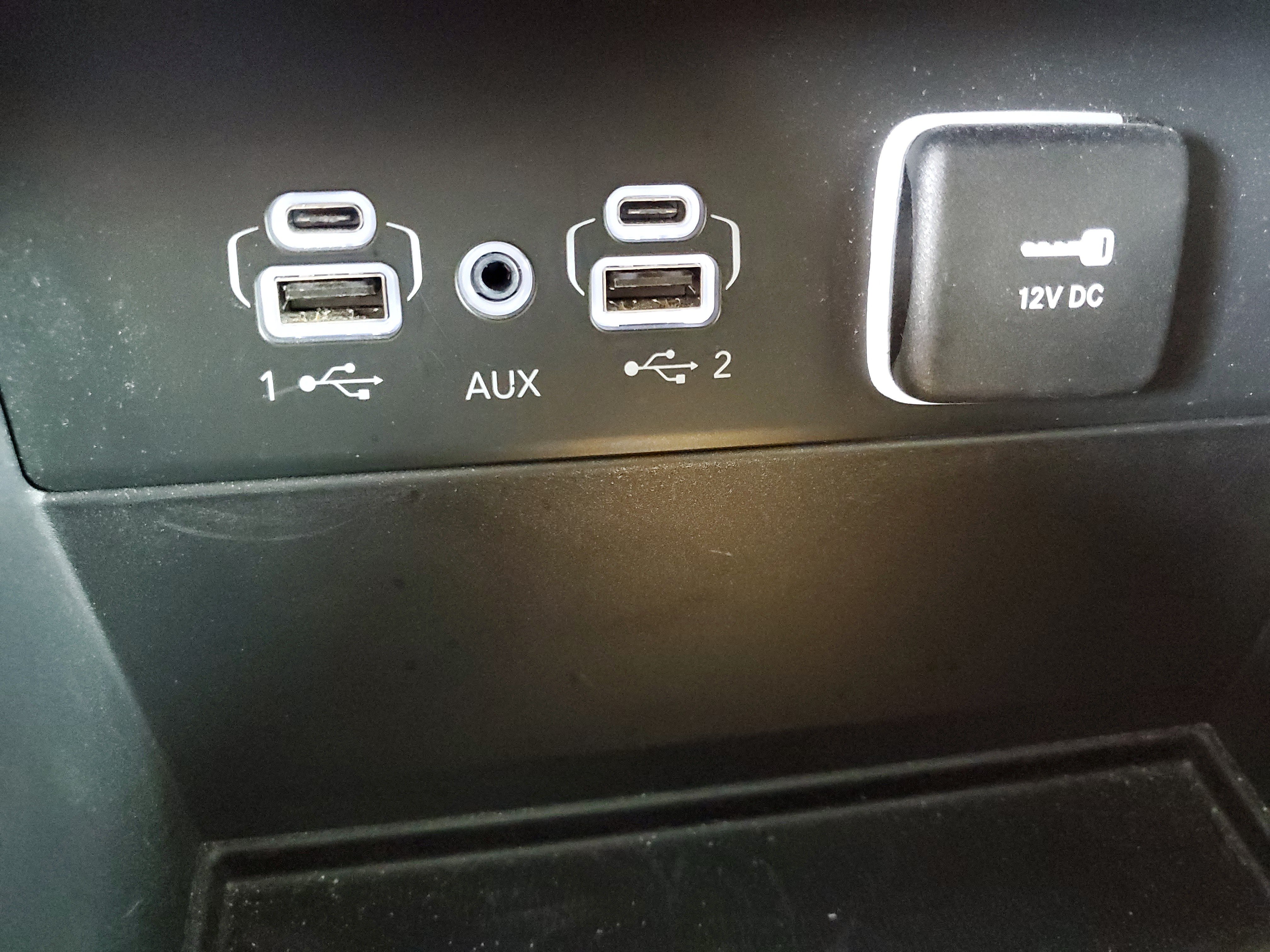 Certified 2023 Jeep Grand Cherokee Laredo w/ Trailer Tow Prep Group (B) AWD/4WD image 29