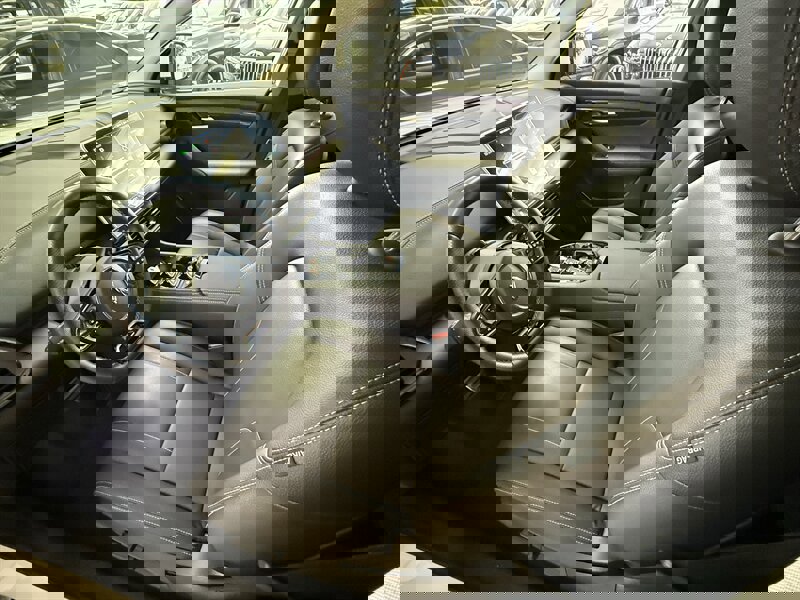 Used 2025 VinFast VF 8 Eco image 7