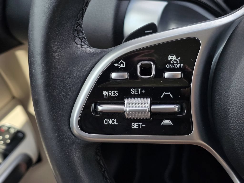 Used 2021 Mercedes-Benz GLB 250 image 28