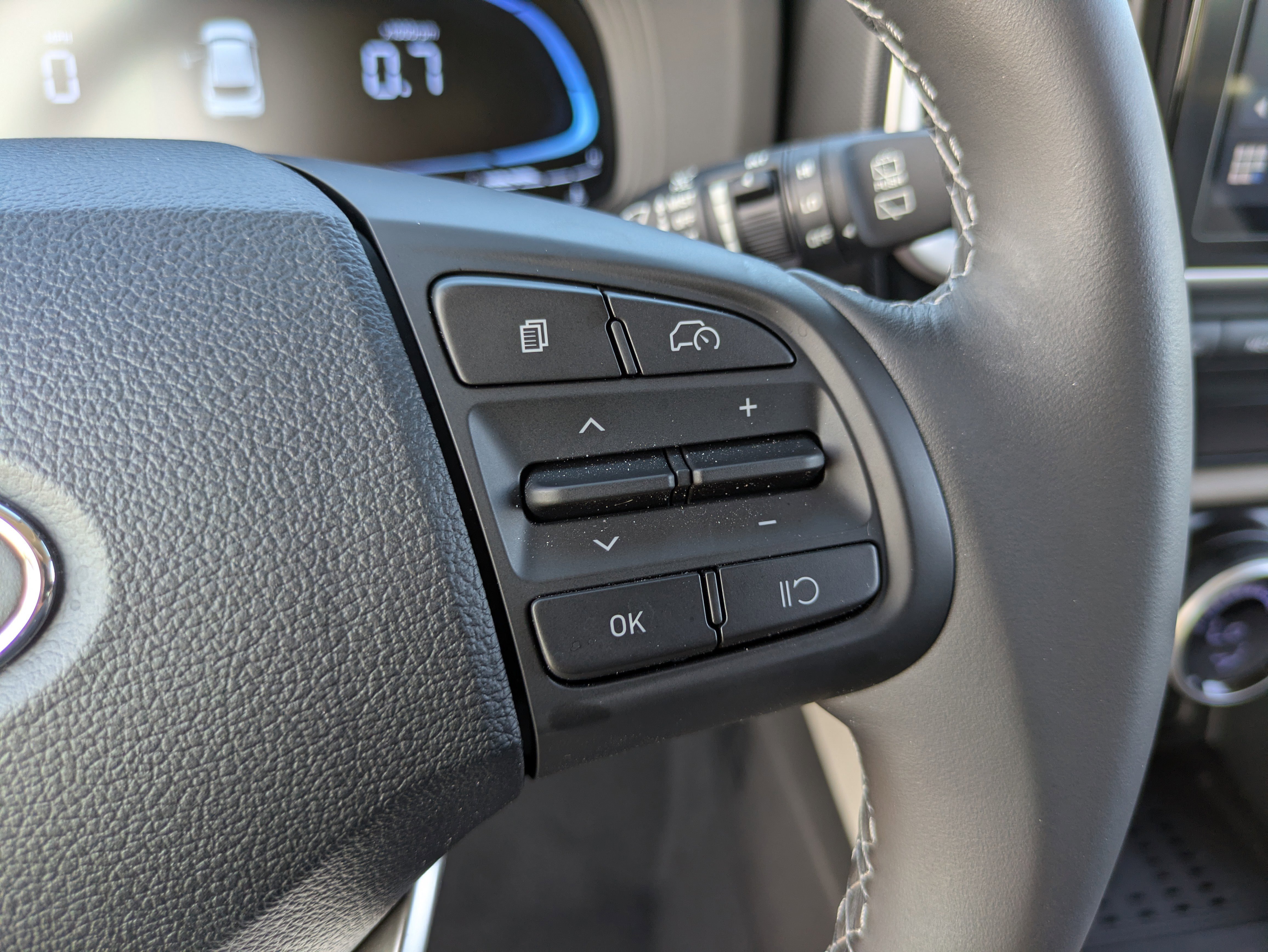 Certified 2026 Hyundai Venue SEL image 29