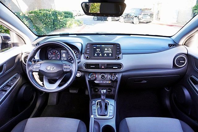 Used 2020 Hyundai Kona SEL Plus FWD image 19