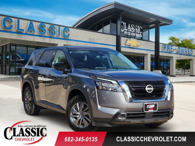 Used 2025 Nissan Pathfinder S