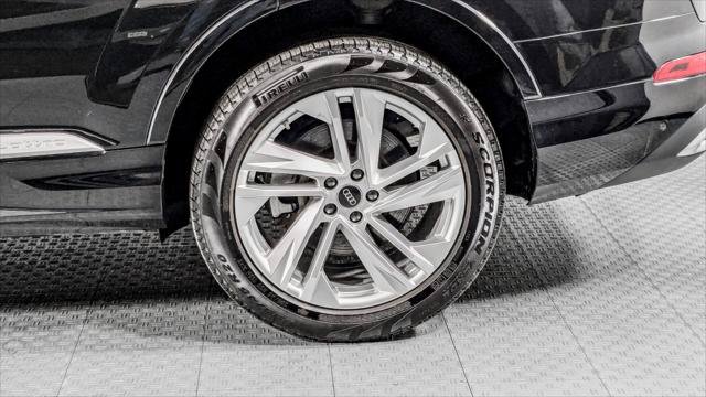 Used 2023 Audi Q7 2.0T Premium Plus w/ Premium Plus Package AWD/4WD image 38