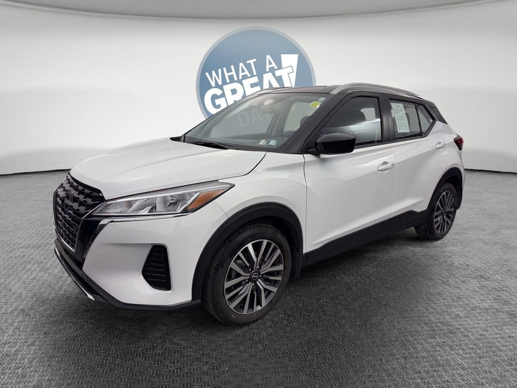 Used 2023 Nissan Kicks SV image 8