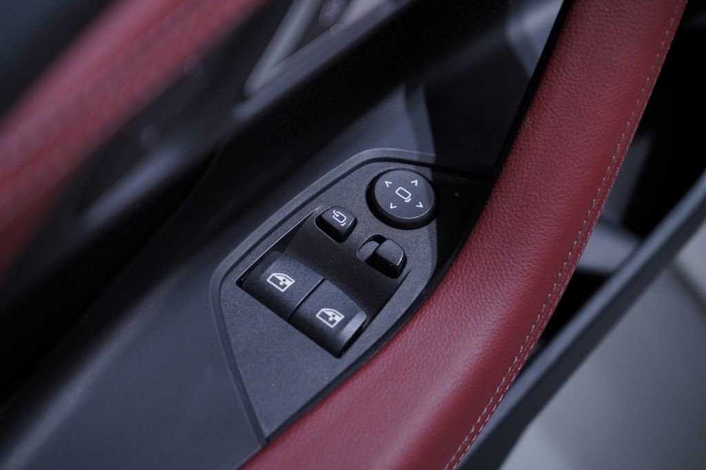 Used 2023 BMW 230i Coupe w/ Convenience Package image 16