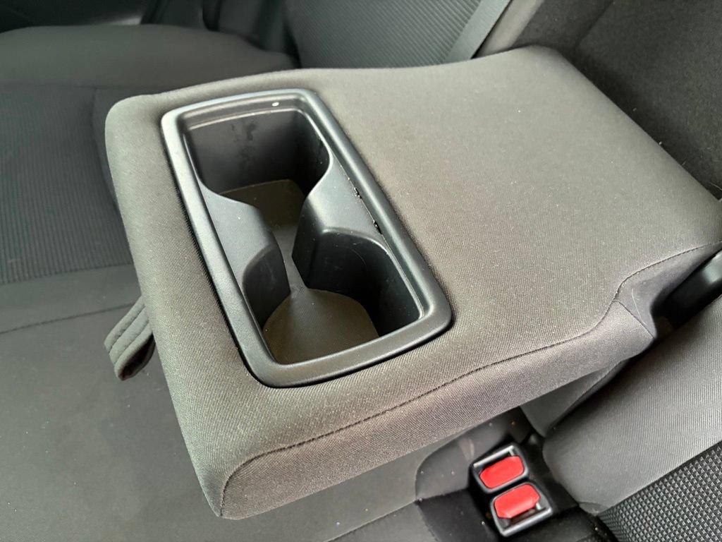Used 2025 Toyota RAV4 LE AWD/4WD image 13