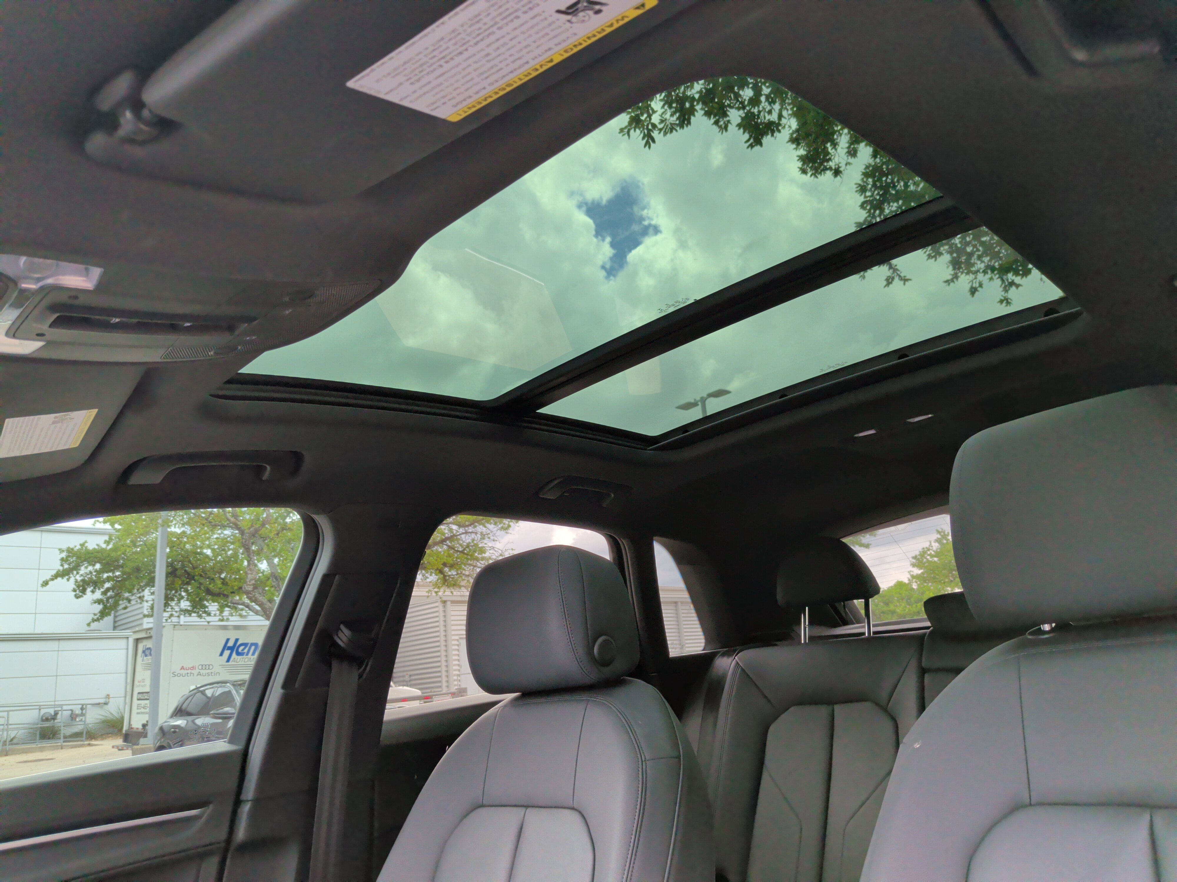 Certified 2020 Audi Q3 2.0T Premium Plus AWD/4WD image 31