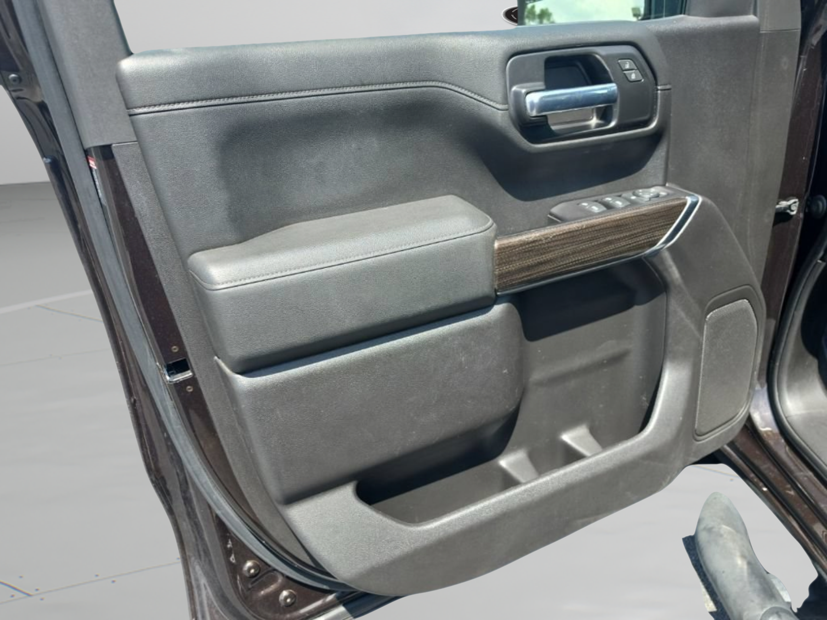 Used 2020 Chevrolet Silverado 1500 LT w/ All-Star Edition RWD image 18