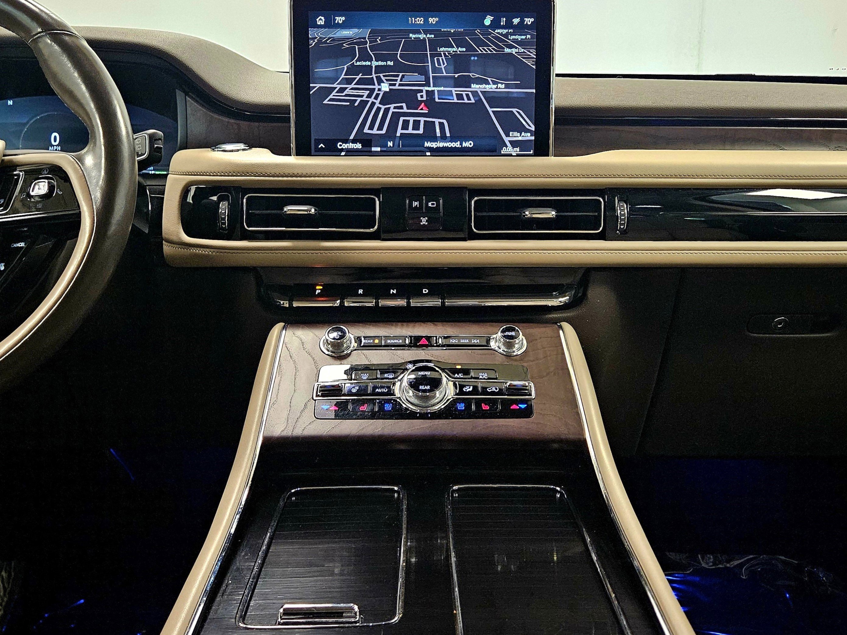 Used 2022 Lincoln Aviator Grand Touring w/ Equipment Group 301A image 15