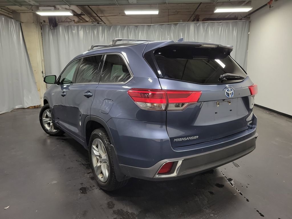Used 2017 Toyota Highlander Limited image 6