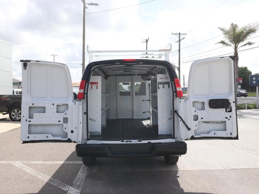 Used 2023 GMC Savana 2500 Extended w/ Driver Convenience Package RWD image 10
