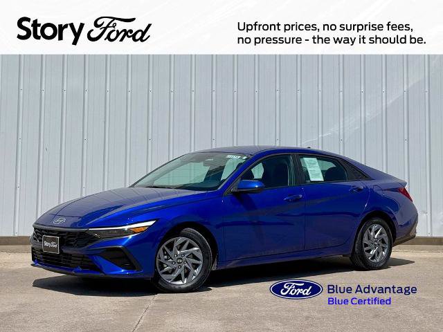 Used 2025 Hyundai Elantra Hybrid FWD image 1