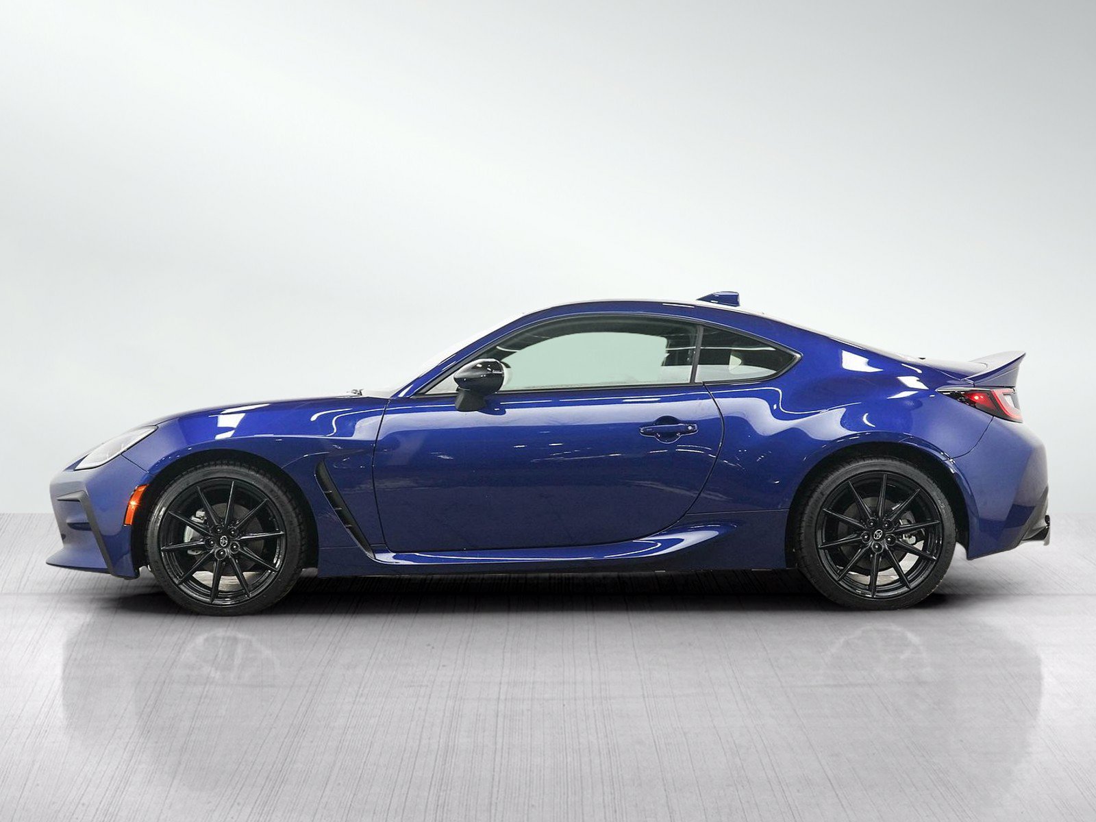 Used 2025 Toyota GR86 Premium w/ ALL Weather Mat Package (TMS) RWD image 2