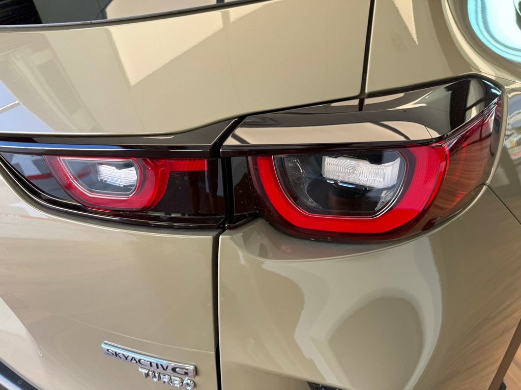 New 2025 MAZDA CX-50 Meridian Edition w/ Apex Package image 29