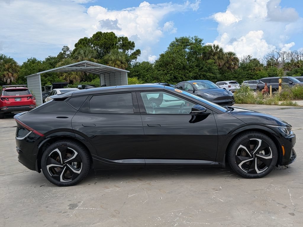Certified 2023 Kia EV6 GT-Line AWD/4WD image 9