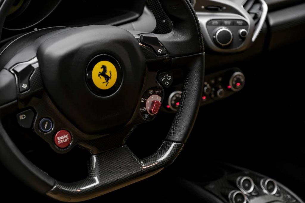 Used 2014 Ferrari 458 Spider RWD image 25