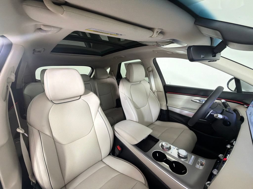 New 2027 Genesis GV70 2.5T Advanced AWD/4WD image 25