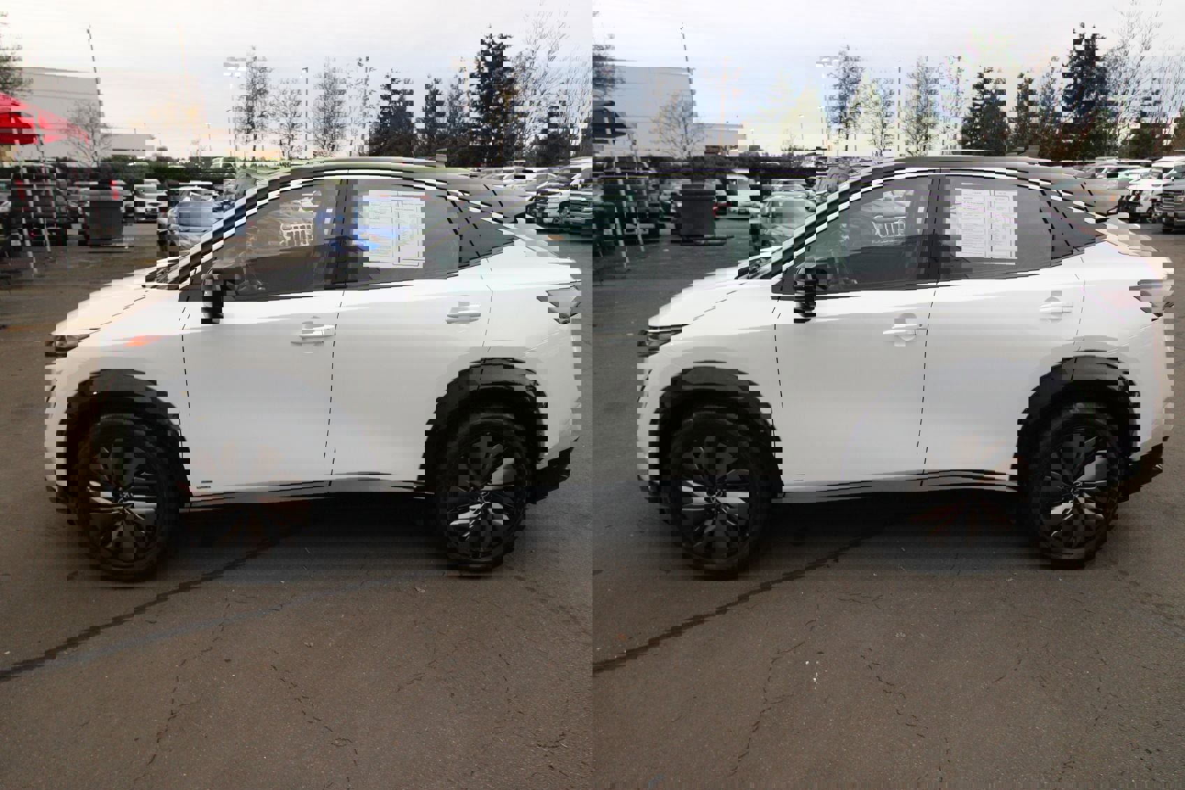 Used 2023 Nissan Ariya FWD image 6