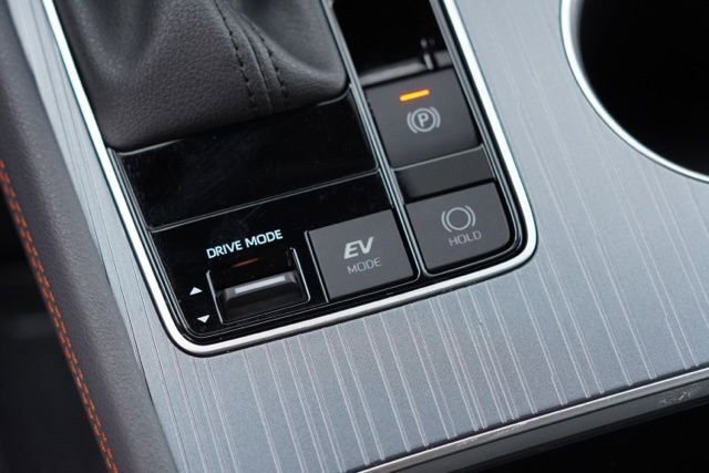 Used 2024 Toyota Sienna XSE image 29