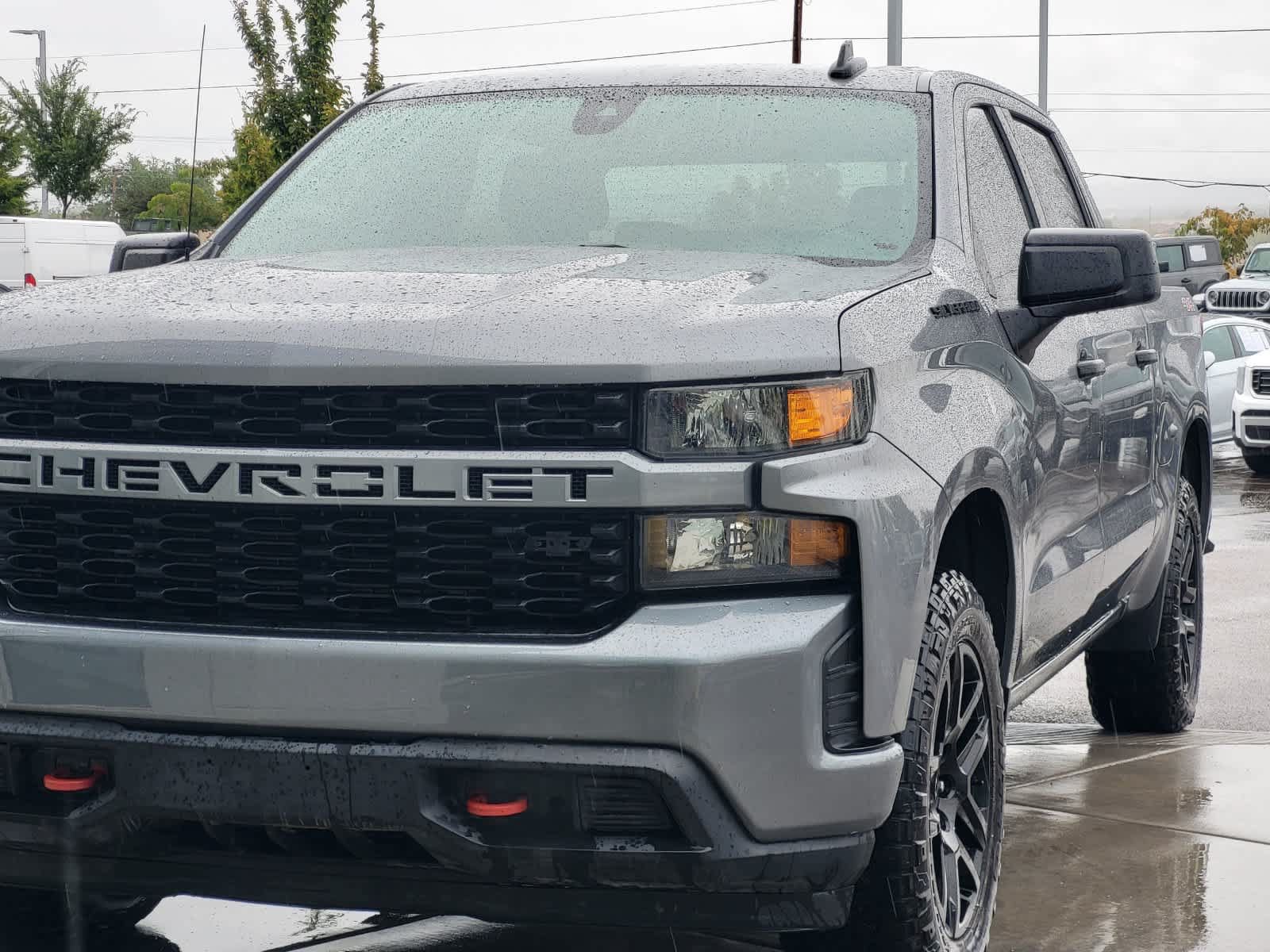 Used 2022 Chevrolet Silverado 1500 Custom w/ LPO, Blackout Package AWD/4WD image 7