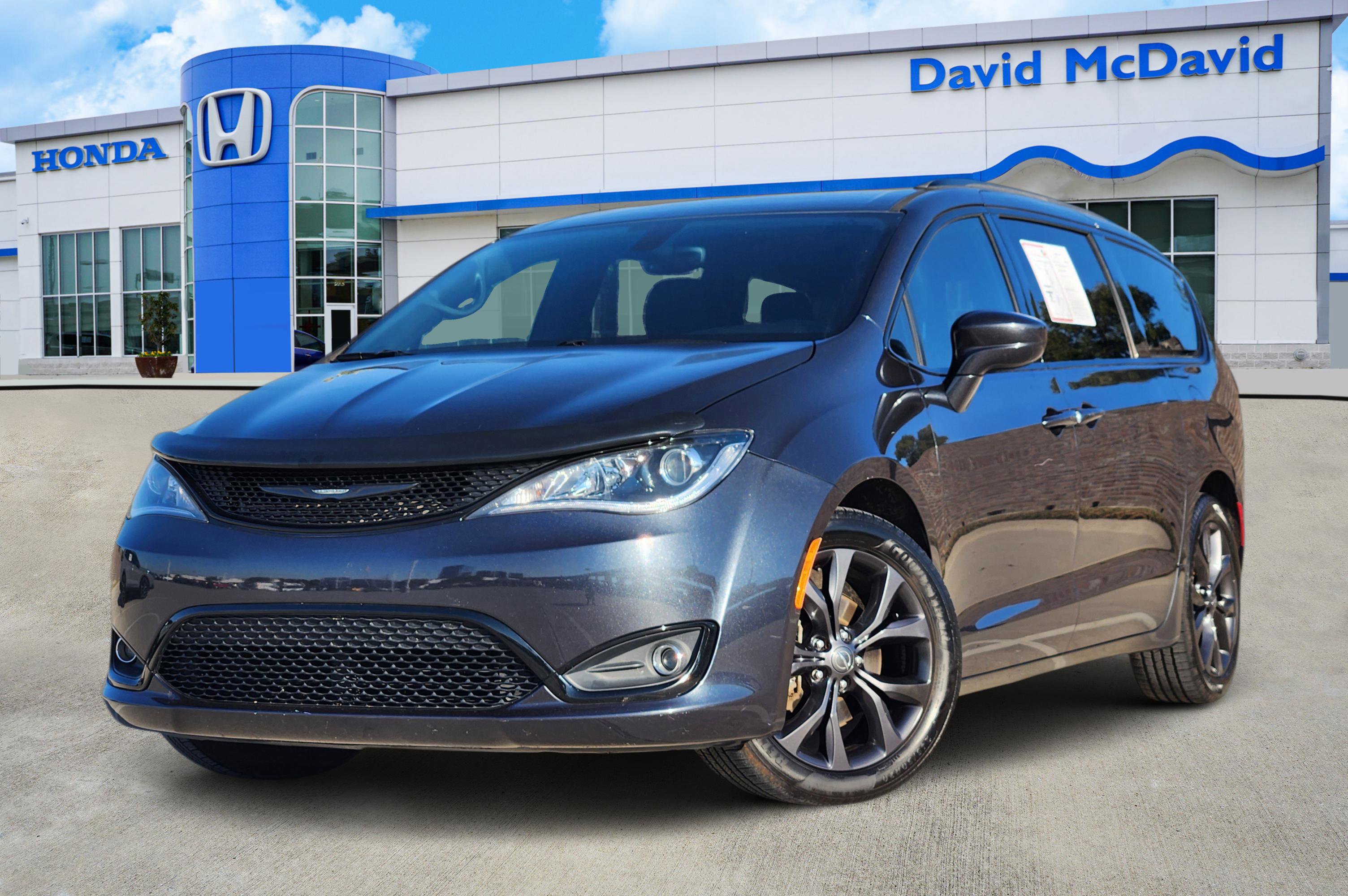 Used 2019 Chrysler Pacifica Touring-L Plus w/ S Appearance Package