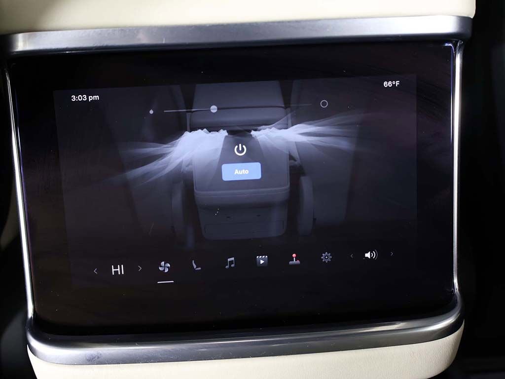 Used 2022 Tesla Model X Plaid image 56