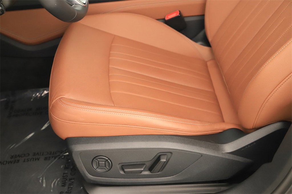 Certified 2025 Audi A6 Premium Plus w/ Premium Plus Package image 25