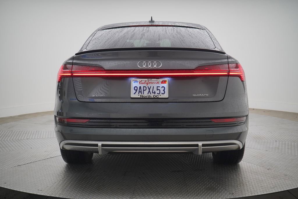 Used 2022 Audi e-tron Premium image 4