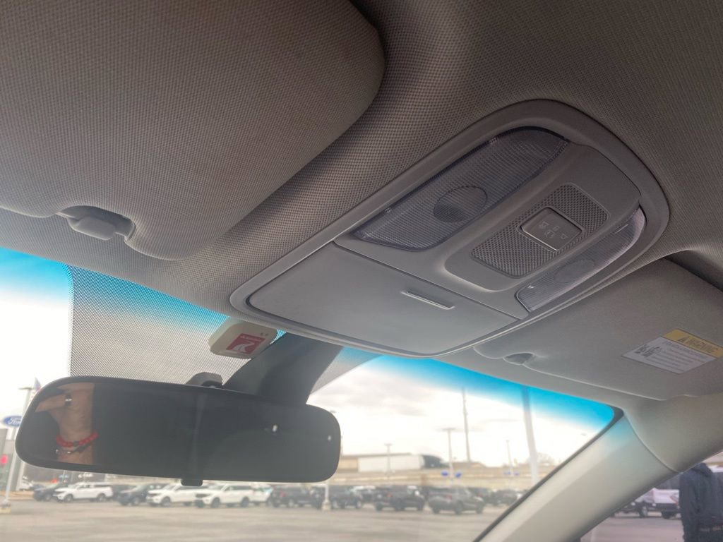 Used 2020 Kia Optima LX image 24