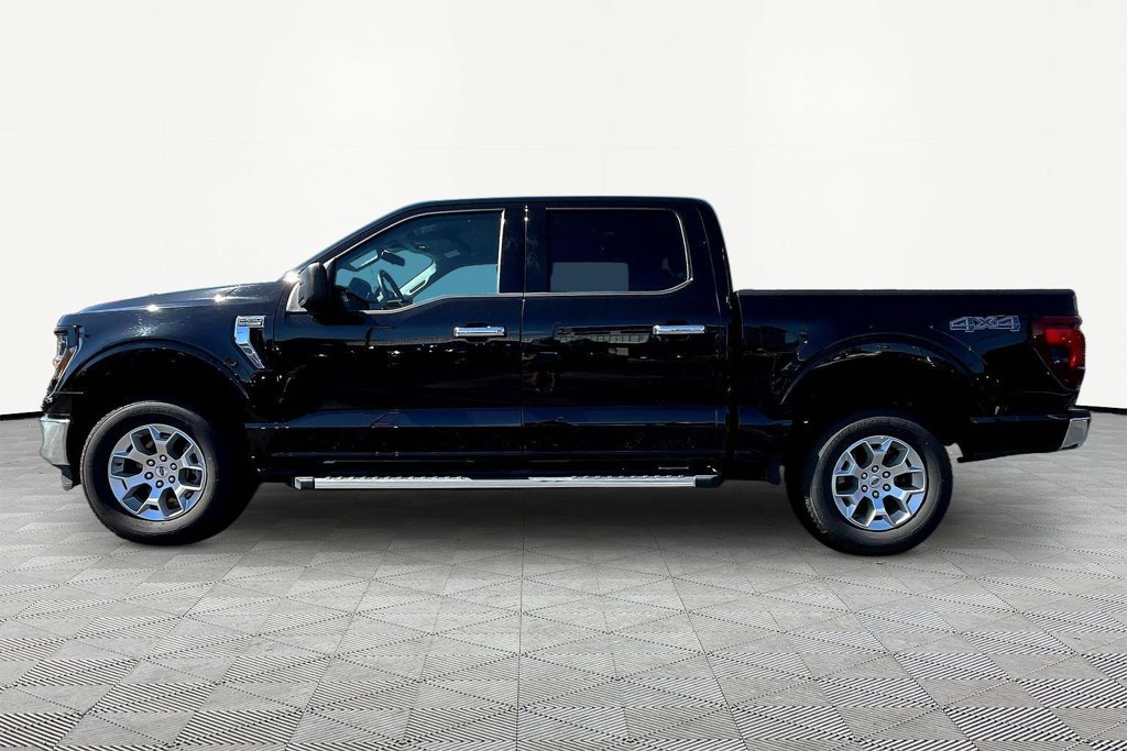 Used 2025 Ford F150 XLT w/ Equipment Group 301A Standard AWD/4WD image 4