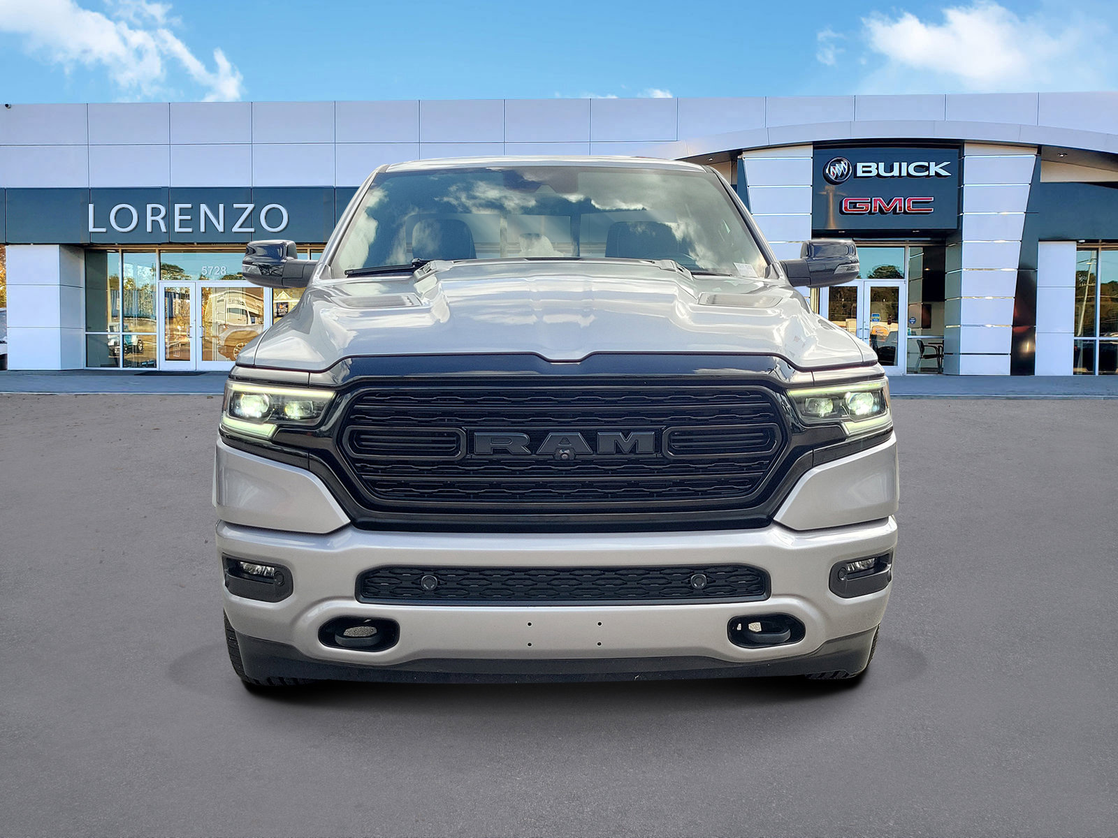 Used 2024 RAM 1500 Limited image 2