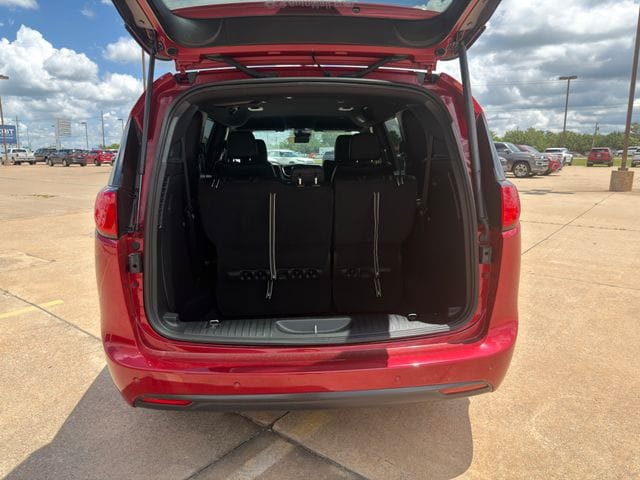 New 2026 Chrysler Voyager LX FWD image 14