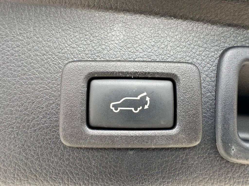 Used 2016 Subaru Forester 2.5i Limited AWD/4WD image 10