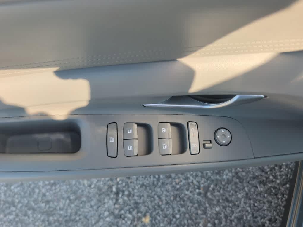 New 2026 Hyundai Elantra SE FWD image 20