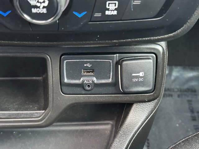 Used 2021 Jeep Renegade Latitude w/ Convenience Group FWD image 39