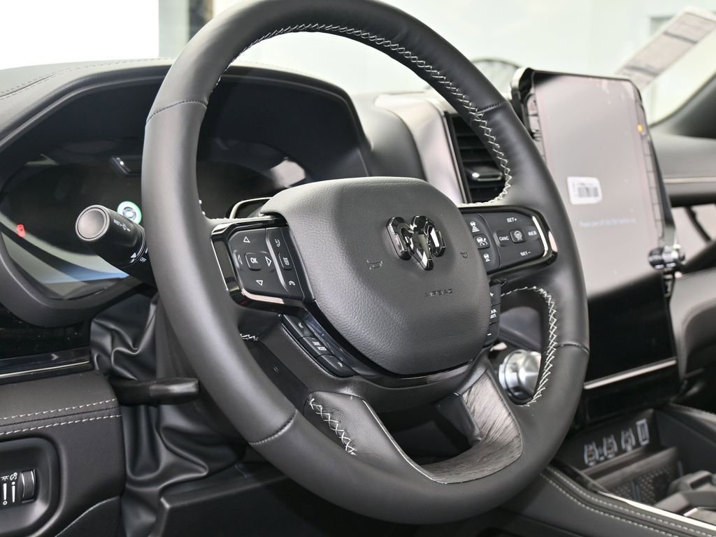 Used 2026 RAM 1500 Limited AWD/4WD image 13