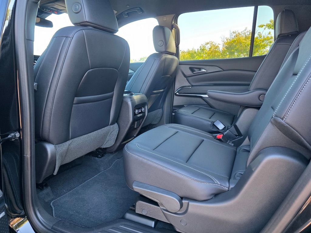 New 2025 Chevrolet Traverse LT w/ Enhanced Driving Package image 21