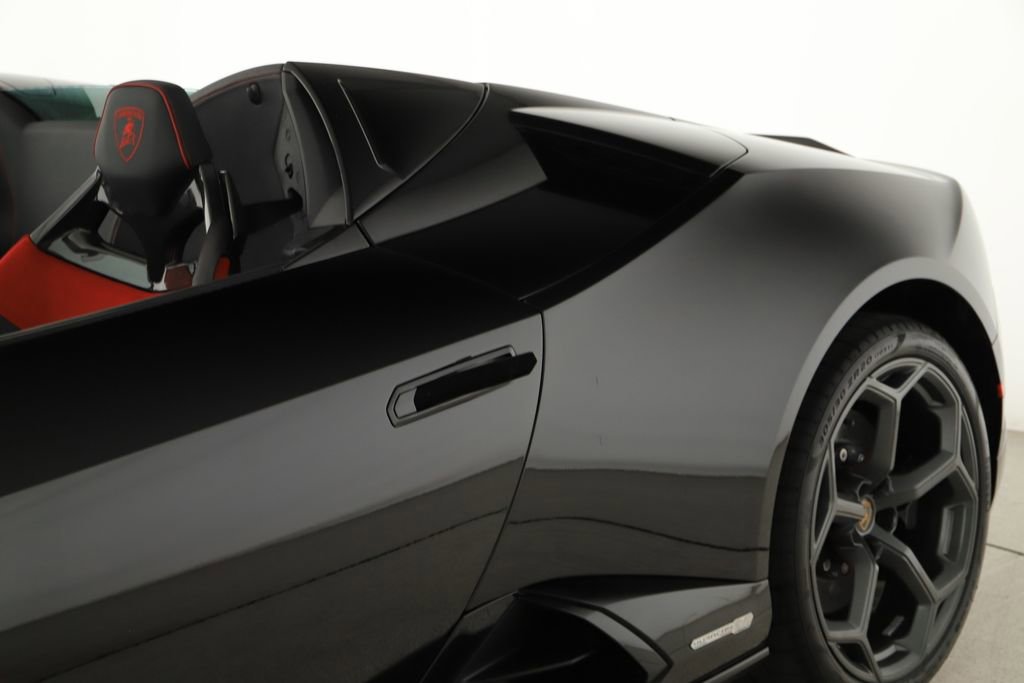 Used 2023 Lamborghini Huracan EVO RWD image 41