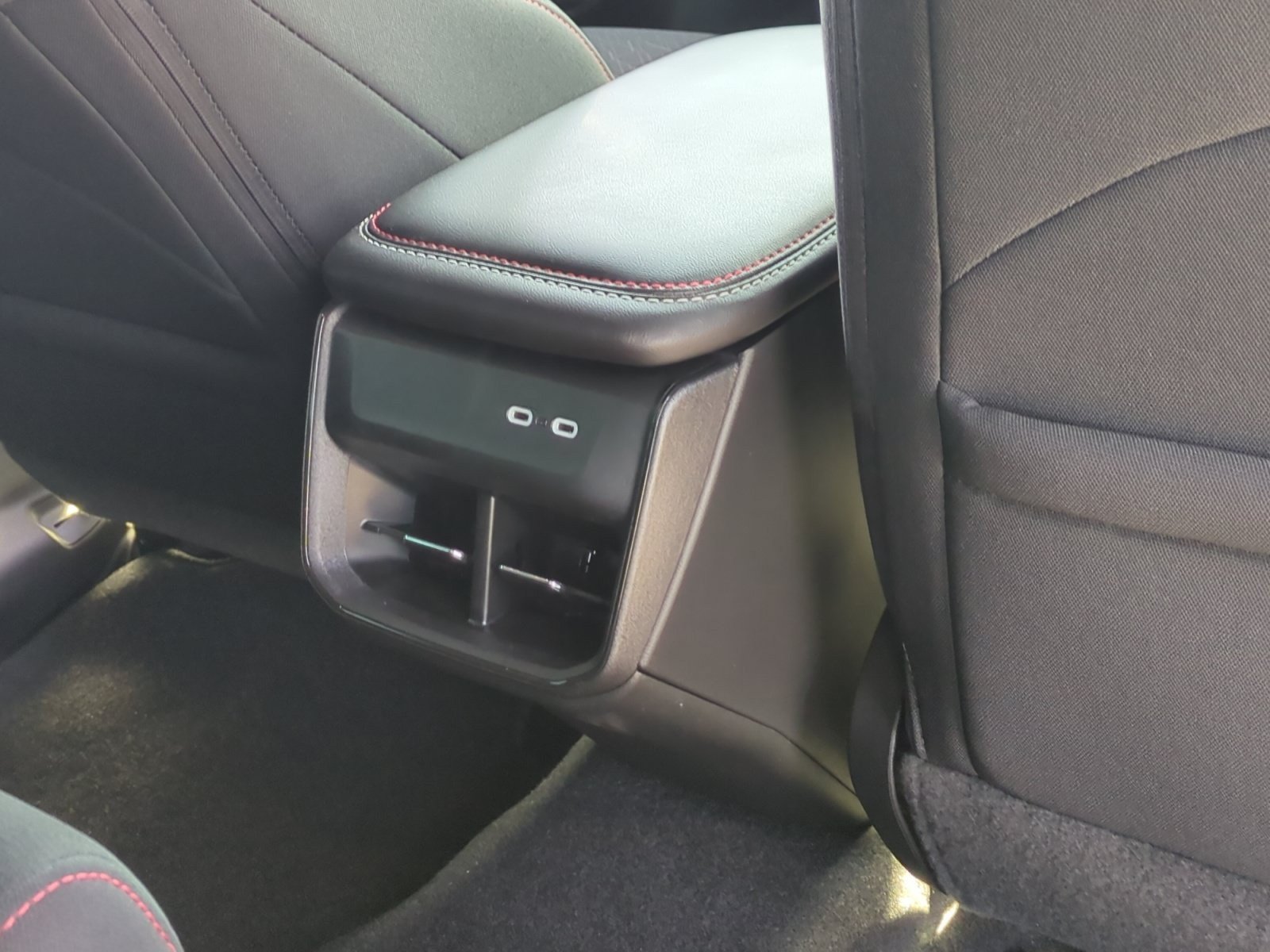 New 2026 Dodge Charger R/T AWD/4WD image 31