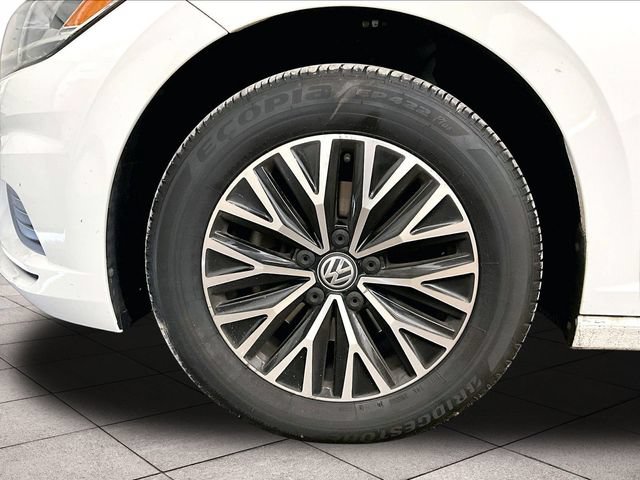 Used 2020 Volkswagen Jetta SE w/ SE Cold Weather Package FWD image 8